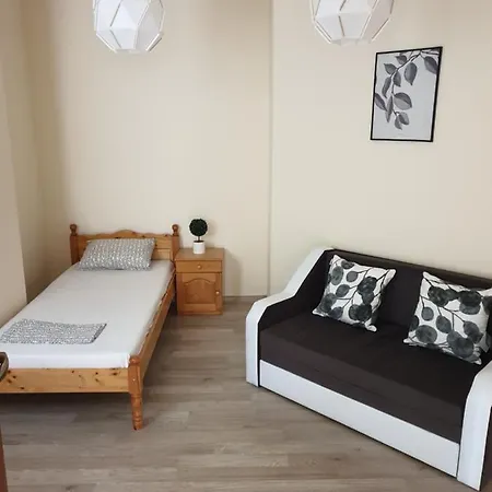 דירה Sunny Gardens 2 Bedrooms סאני ביץ'